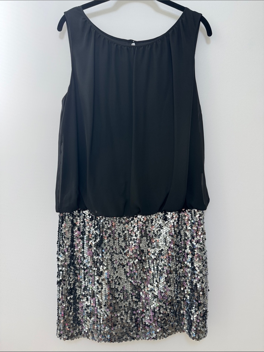 Adrianna Papell Black and Silver Sequin Dress